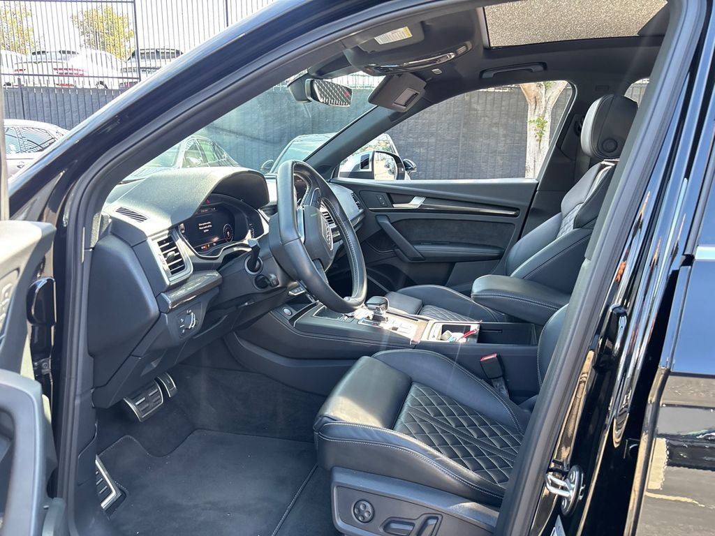 Used 2018 Audi SQ5 Premium Plus image 9