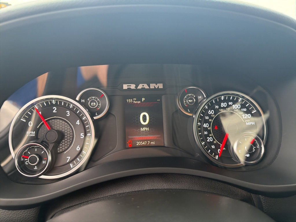 Used 2024 RAM 2500 Big Horn w/ Sport Appearance Package image 21