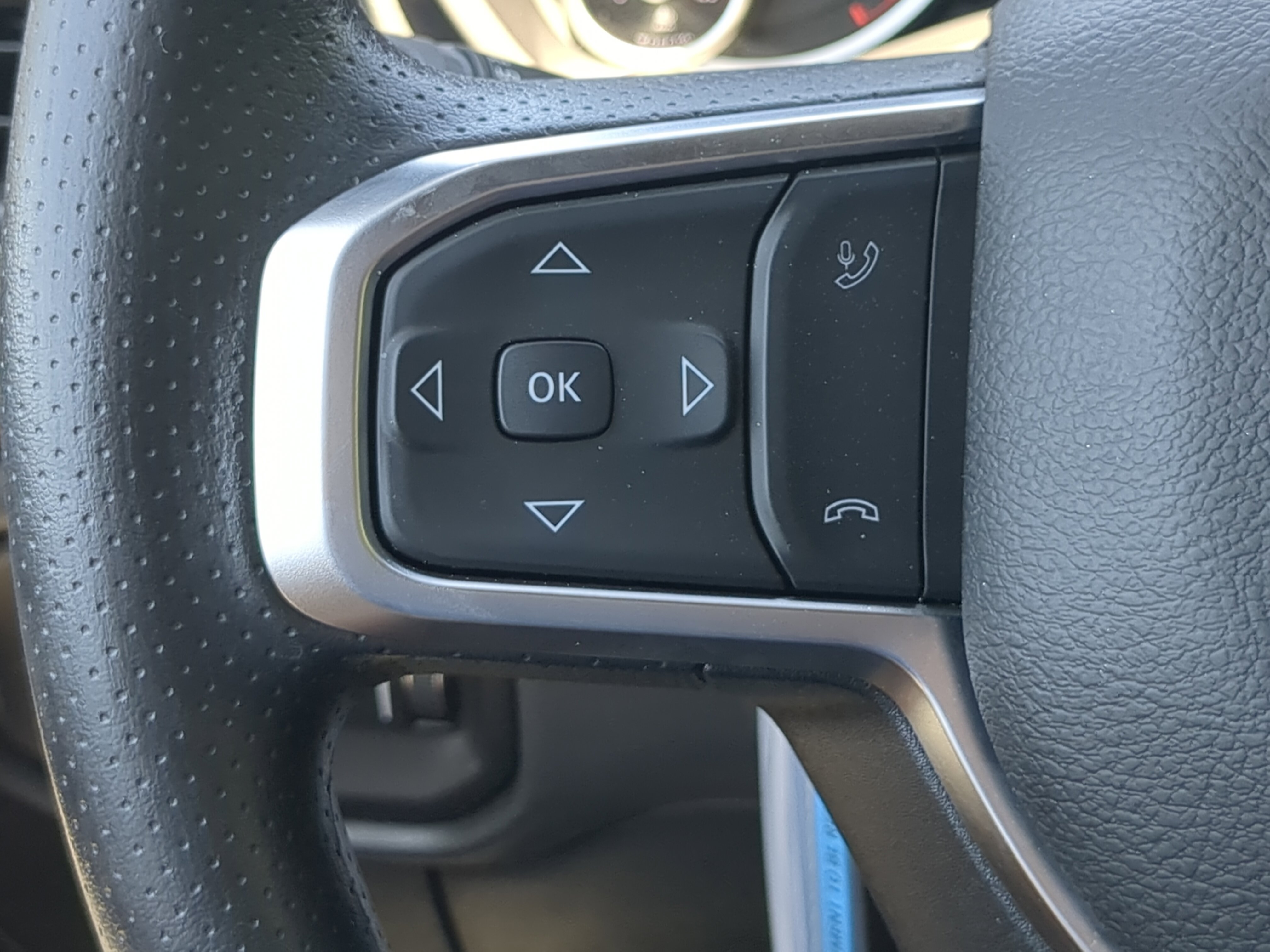 New 2025 RAM 4500 Tradesman AWD/4WD image 23