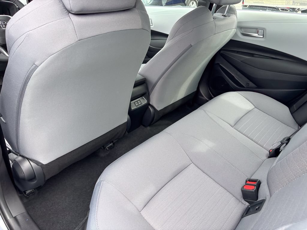 New 2026 Toyota Corolla SE FWD image 32