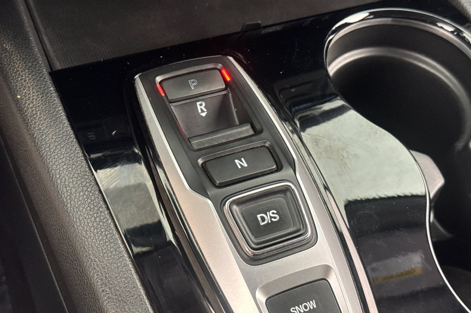 Used 2017 Honda Pilot Touring image 16