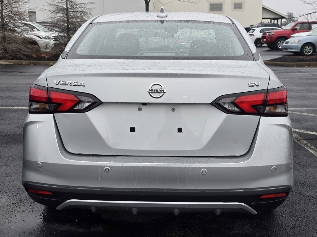 Used 2025 Nissan Versa SV image 6