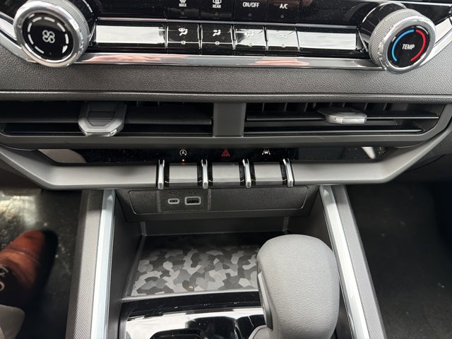 New 2026 Chevrolet Colorado W/T w/ WT Custom Package image 17