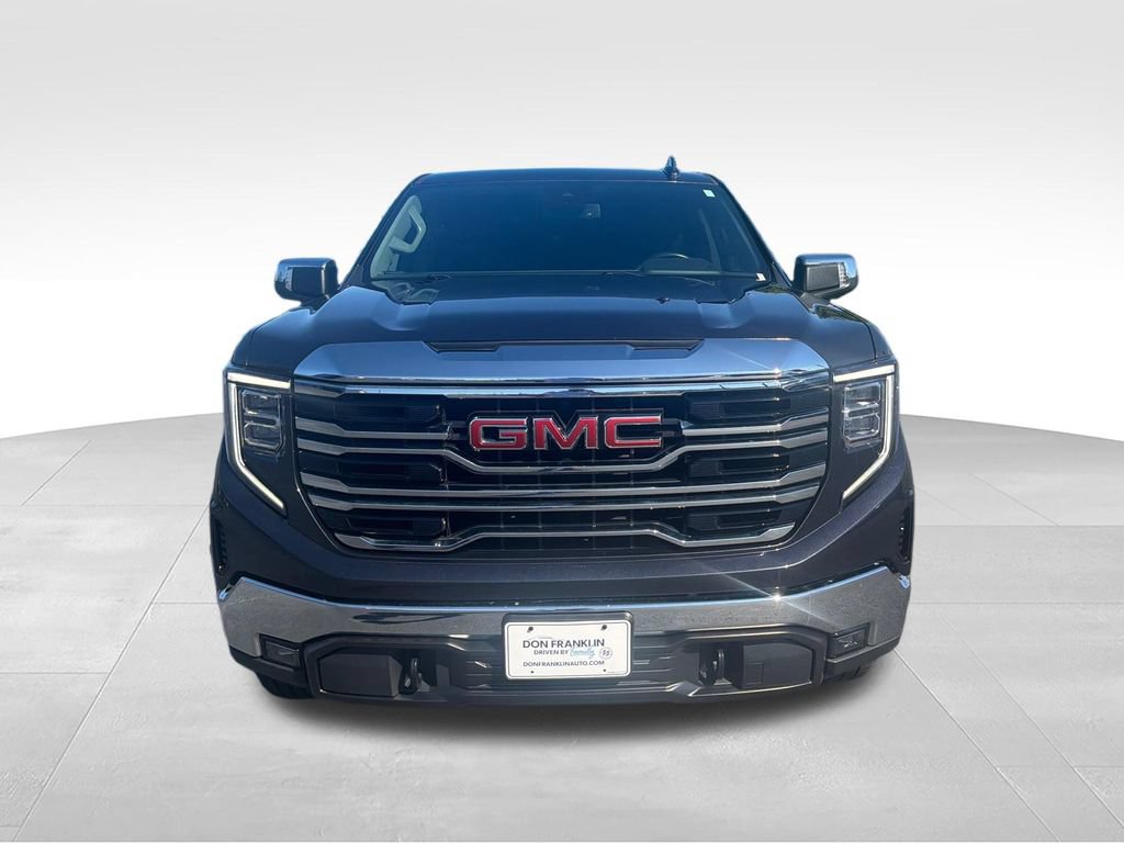 Used 2023 GMC Sierra 1500 SLT AWD/4WD image 14