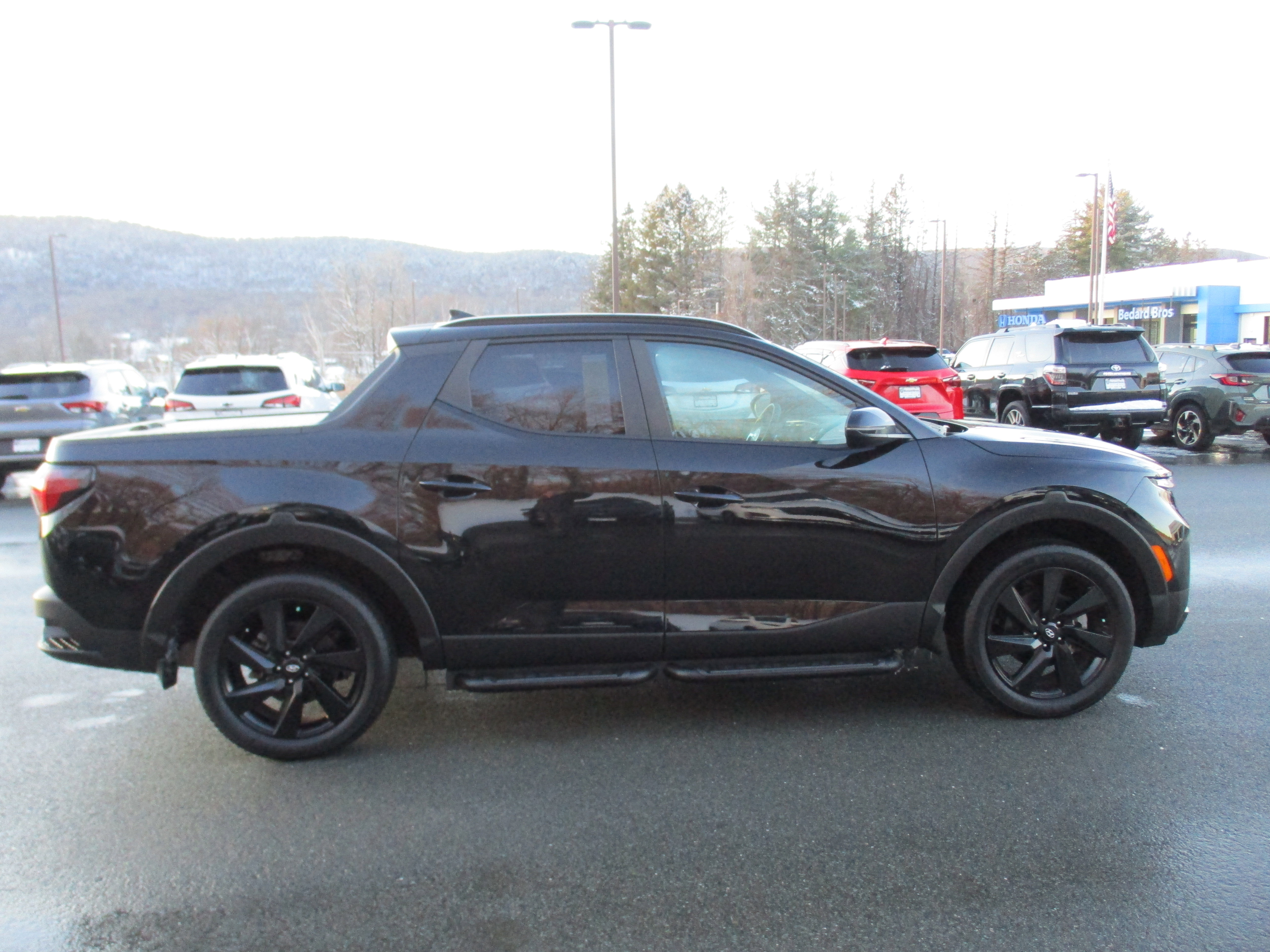 Used 2023 Hyundai Santa Cruz Night image 4