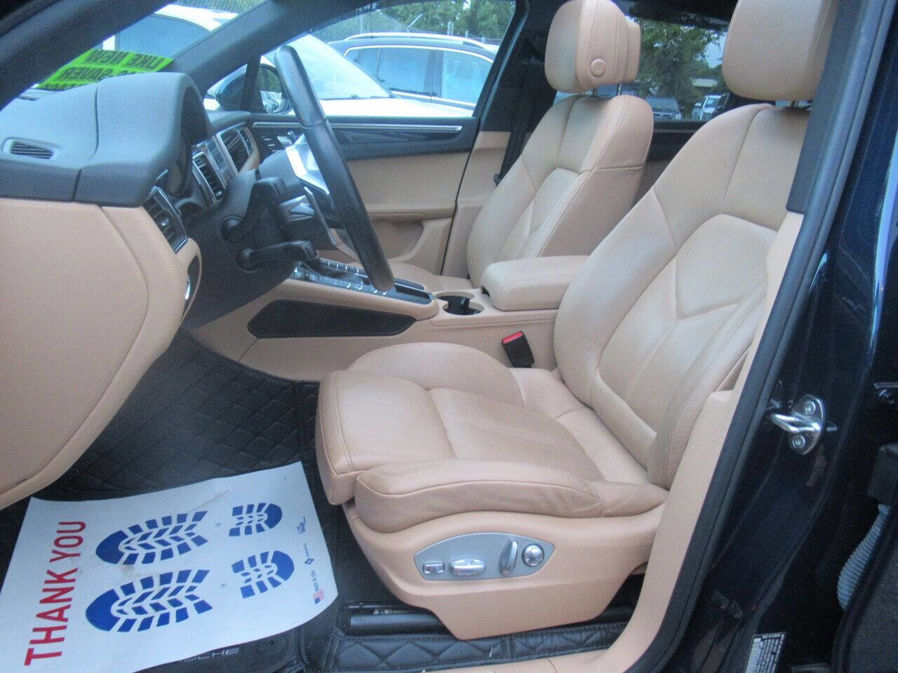 Used 2018 Porsche Macan S image 30