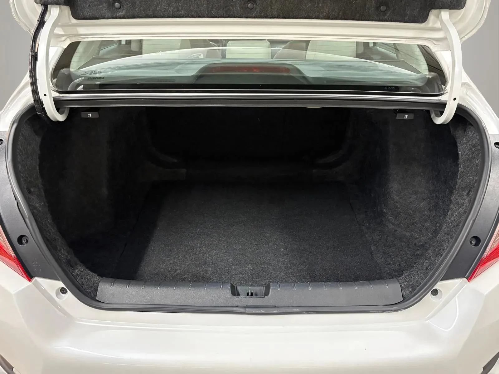 Used 2017 Honda Civic EX image 8