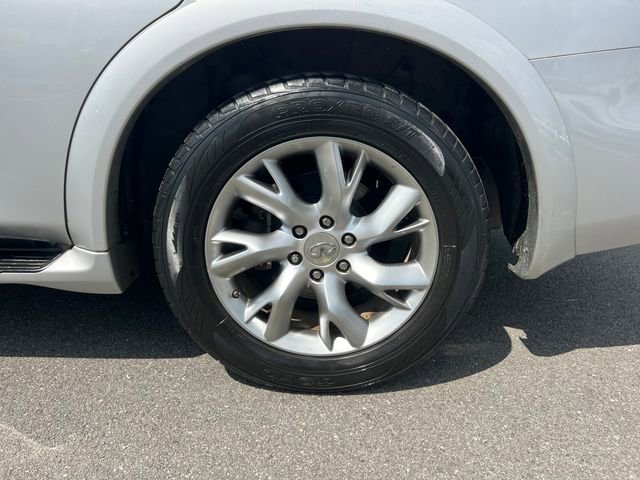 Used 2011 INFINITI QX56 4WD w/ Theater Pkg image 31