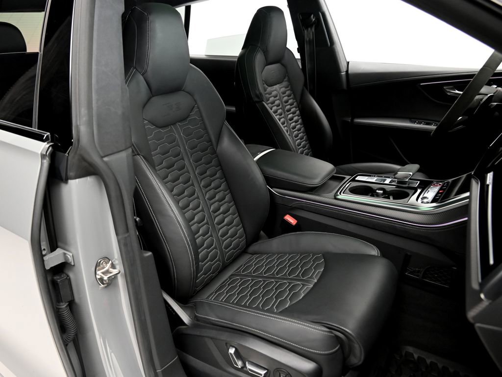 Used 2024 Audi RS Q8 image 11