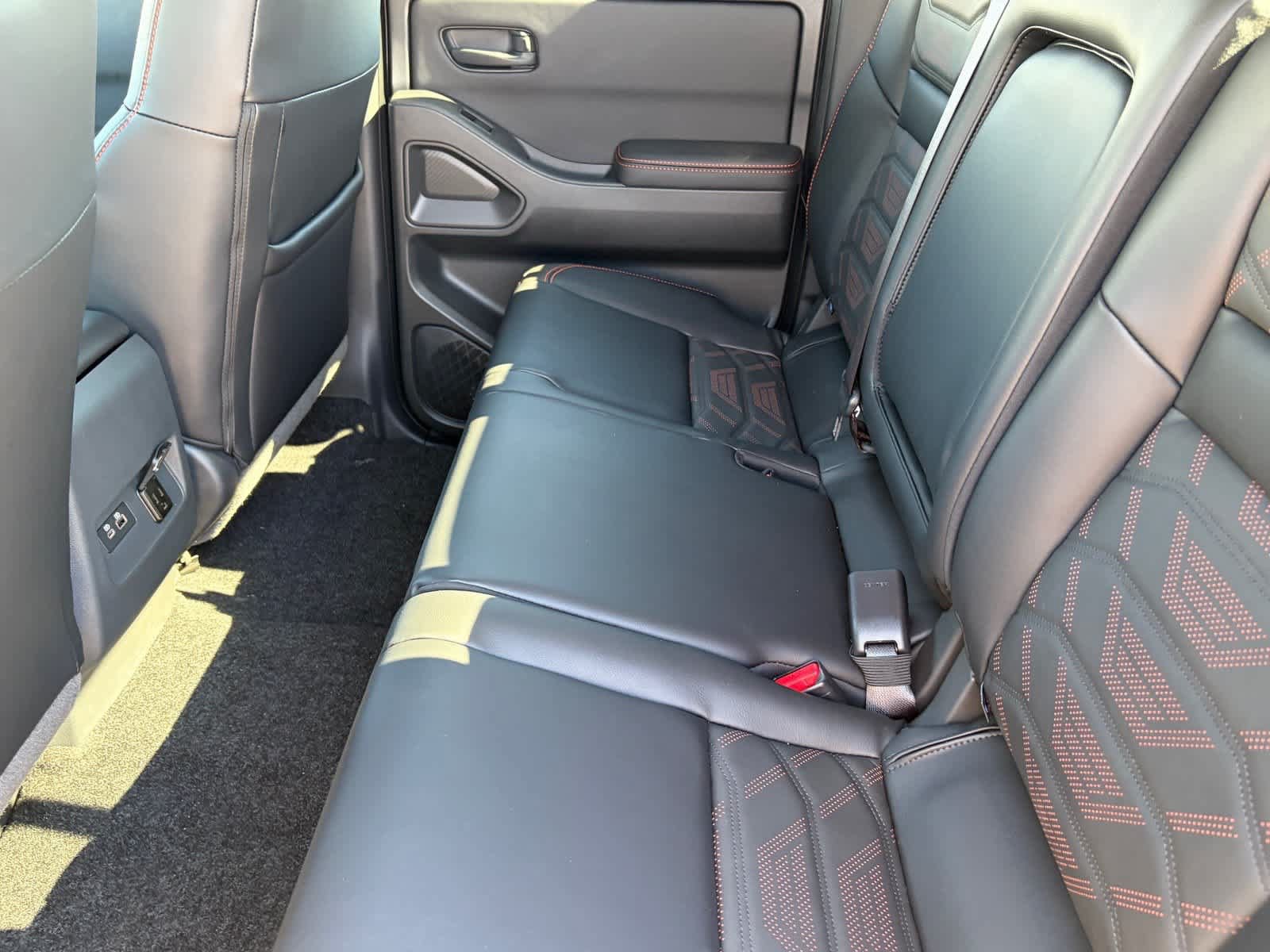 New 2027 Nissan Frontier Pro-X w/ Pro Premium Package RWD image 12