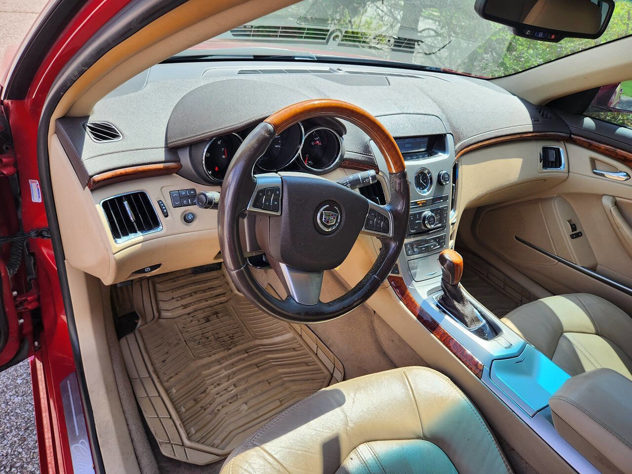 Used 2011 Cadillac CTS Luxury image 24