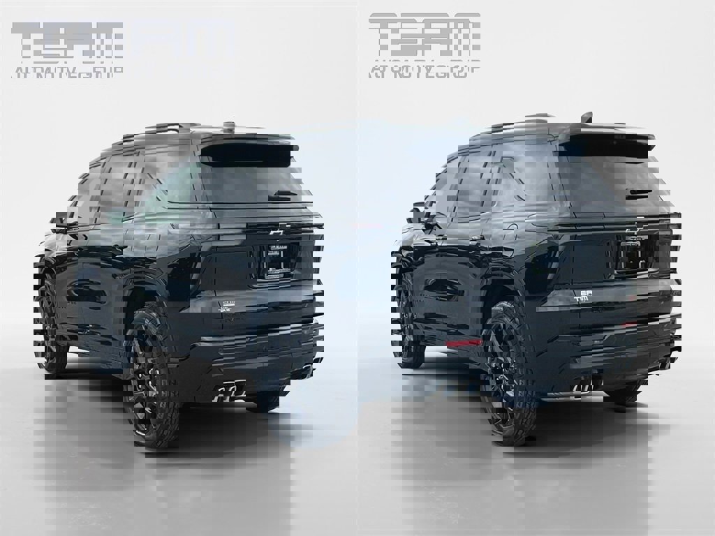 New 2026 Chevrolet Traverse RS w/ LPO, Floor Liner Package image 5