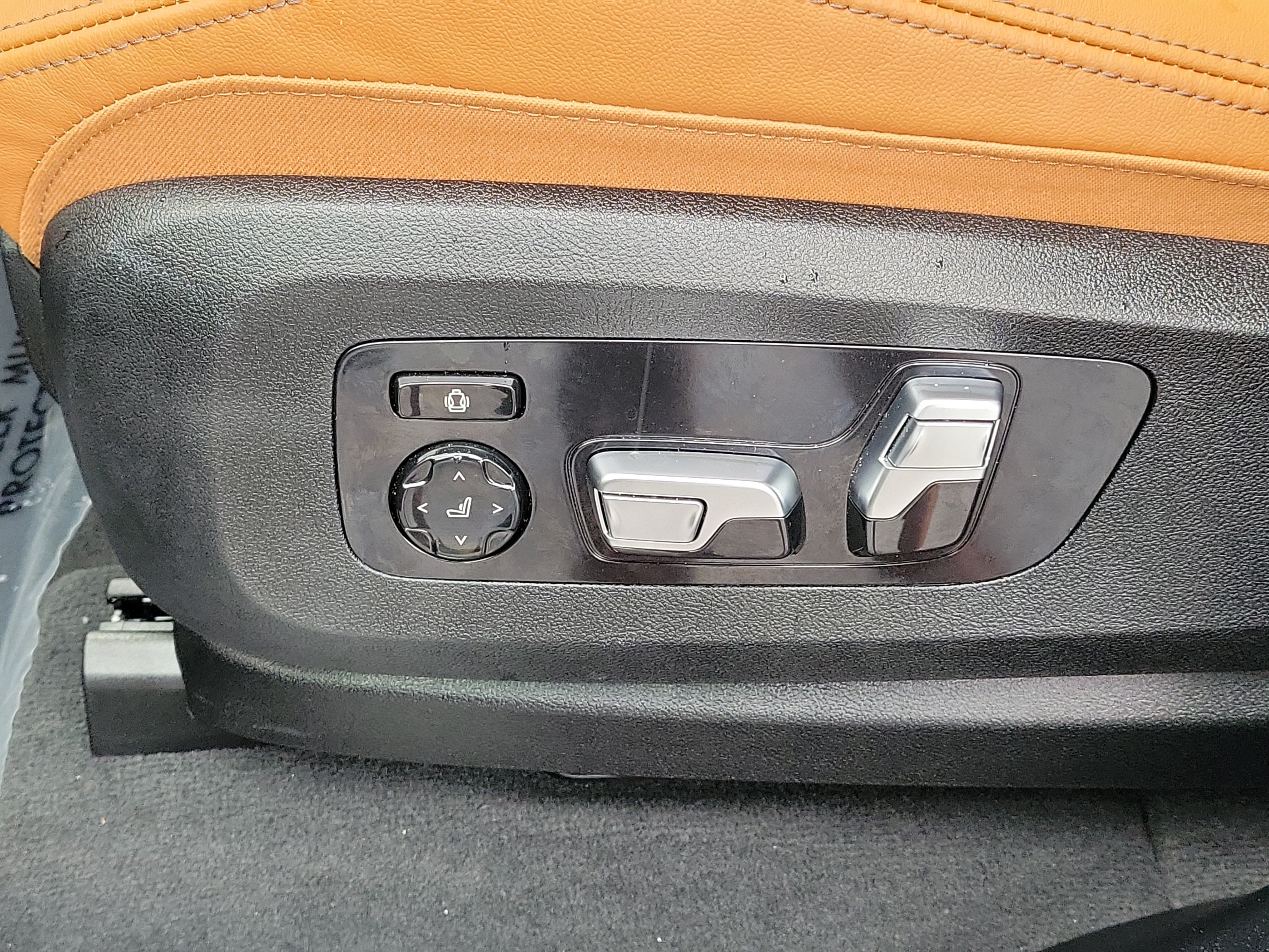 Used 2026 BMW X5 xDrive50e AWD/4WD image 22