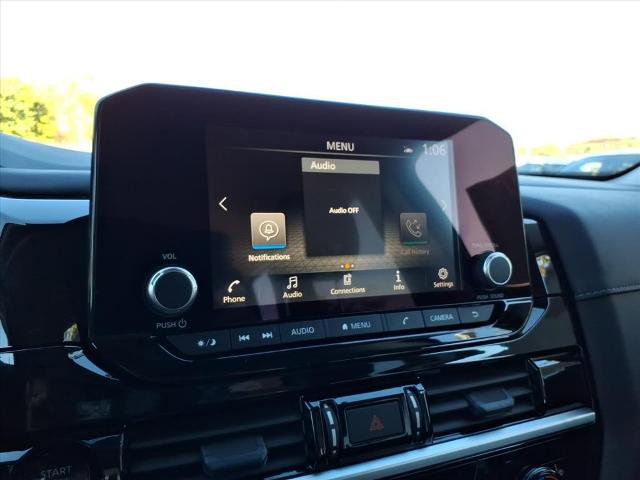 Certified 2025 Nissan Pathfinder SV image 22