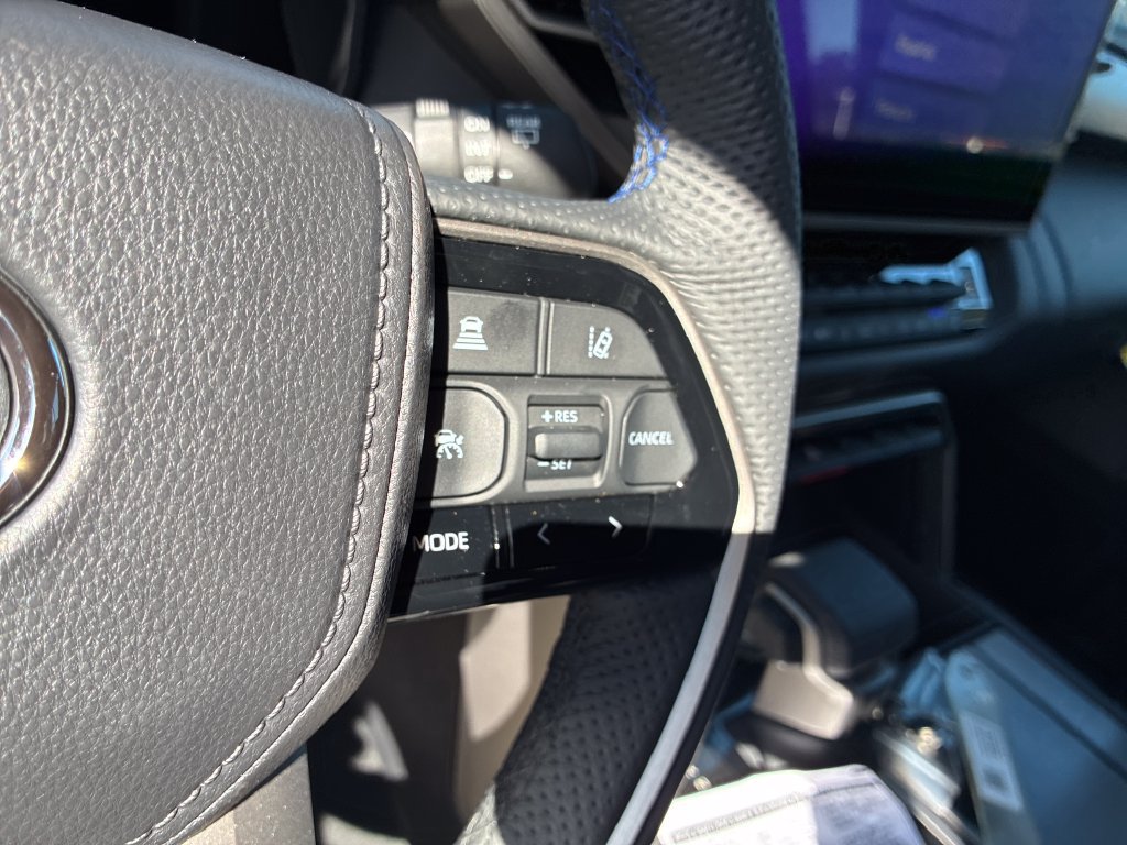 New 2026 Toyota Sequoia Platinum AWD/4WD image 27