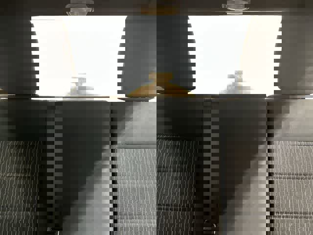 Used 2011 Jeep Wrangler Unlimited Rubicon w/ Connectivity Group image 14