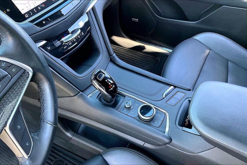 Used 2023 Cadillac XT5 Sportv image 14