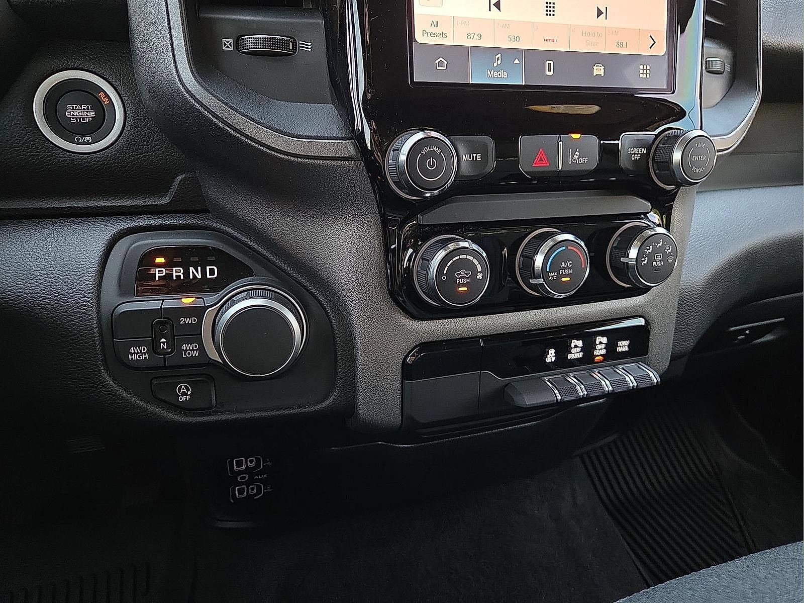 Used 2025 RAM 1500 Tradesman AWD/4WD image 17