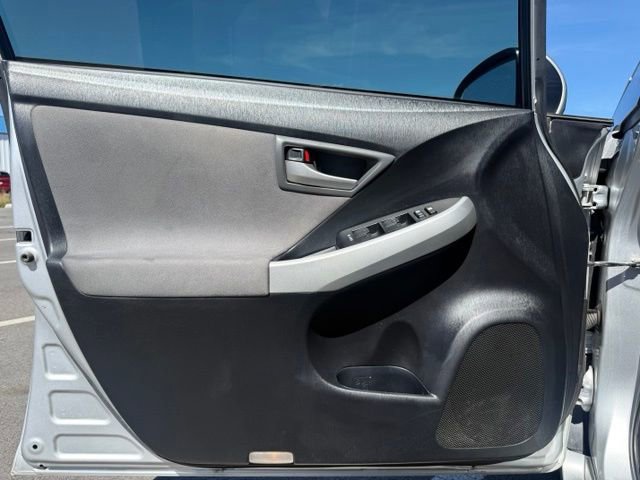 Used 2015 Toyota Prius Two FWD image 16