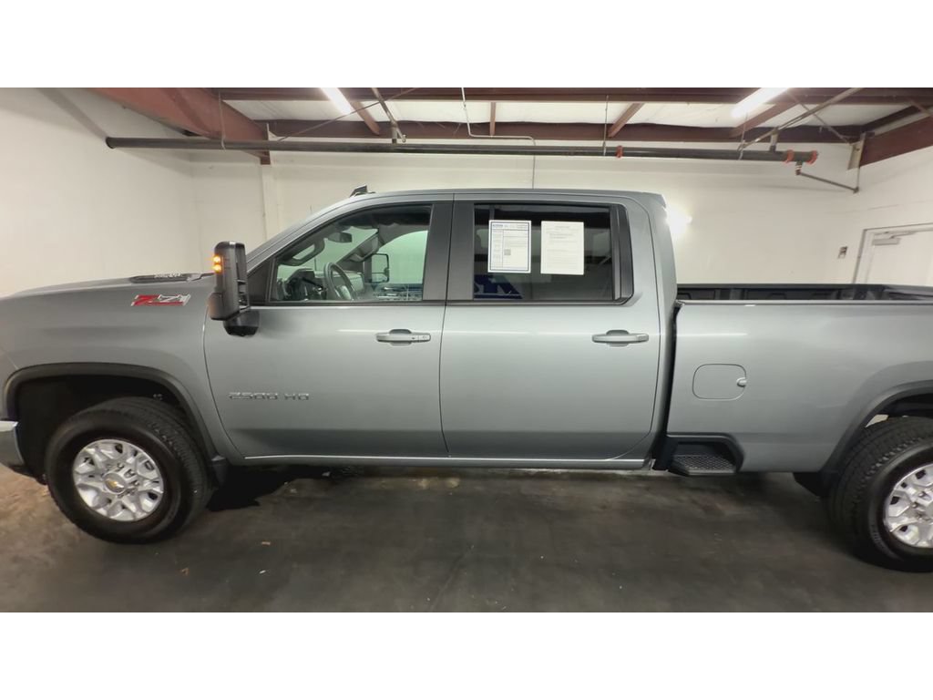Used 2026 Chevrolet Silverado 2500 LT w/ Safety Package AWD/4WD image 5