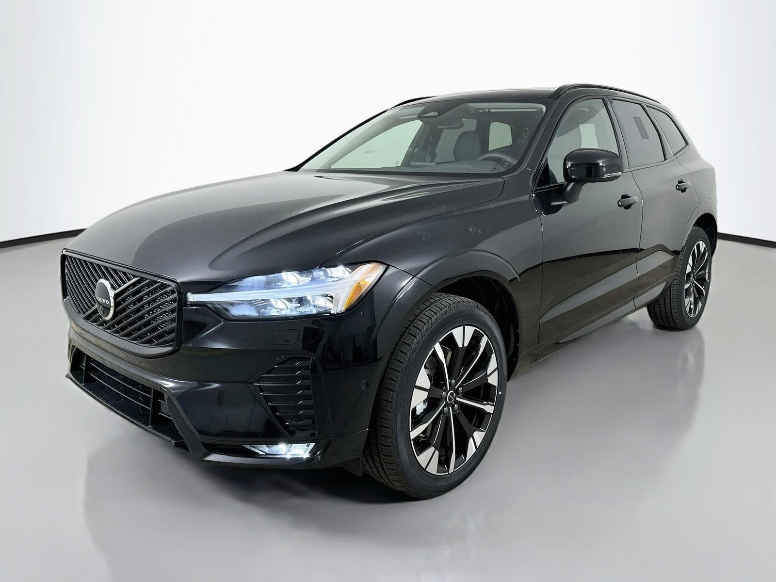 New 2026 Volvo XC60 B5 Plus w/ Protection Package Premier