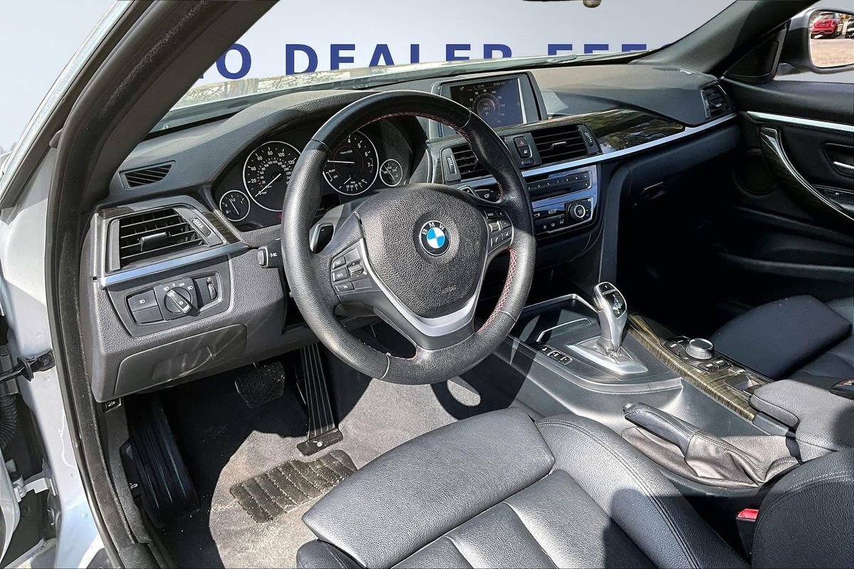 Used 2017 BMW 430i Convertible image 16