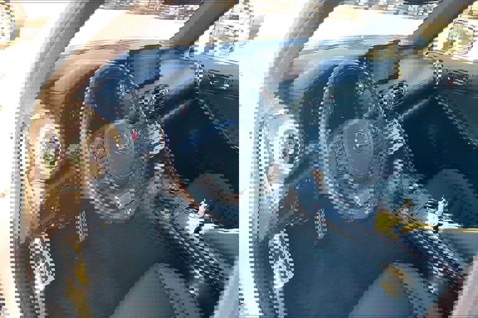 Used 2022 Lexus IS 350 F Sport image 15