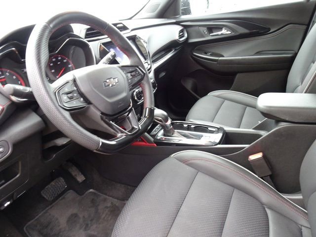 Certified 2023 Chevrolet TrailBlazer RS w/ Convenience Package image 11