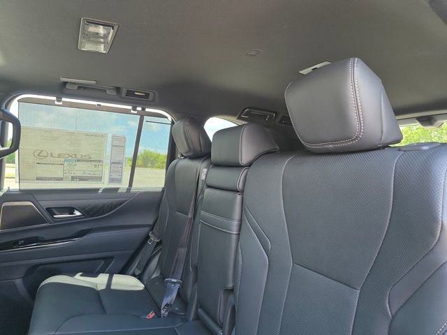 New 2026 Lexus LX 600 4WD w/ Luxury Package image 18