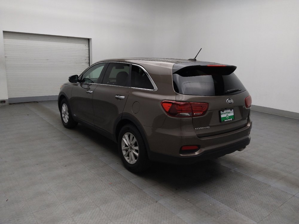 Used 2019 Kia Sorento LX image 5