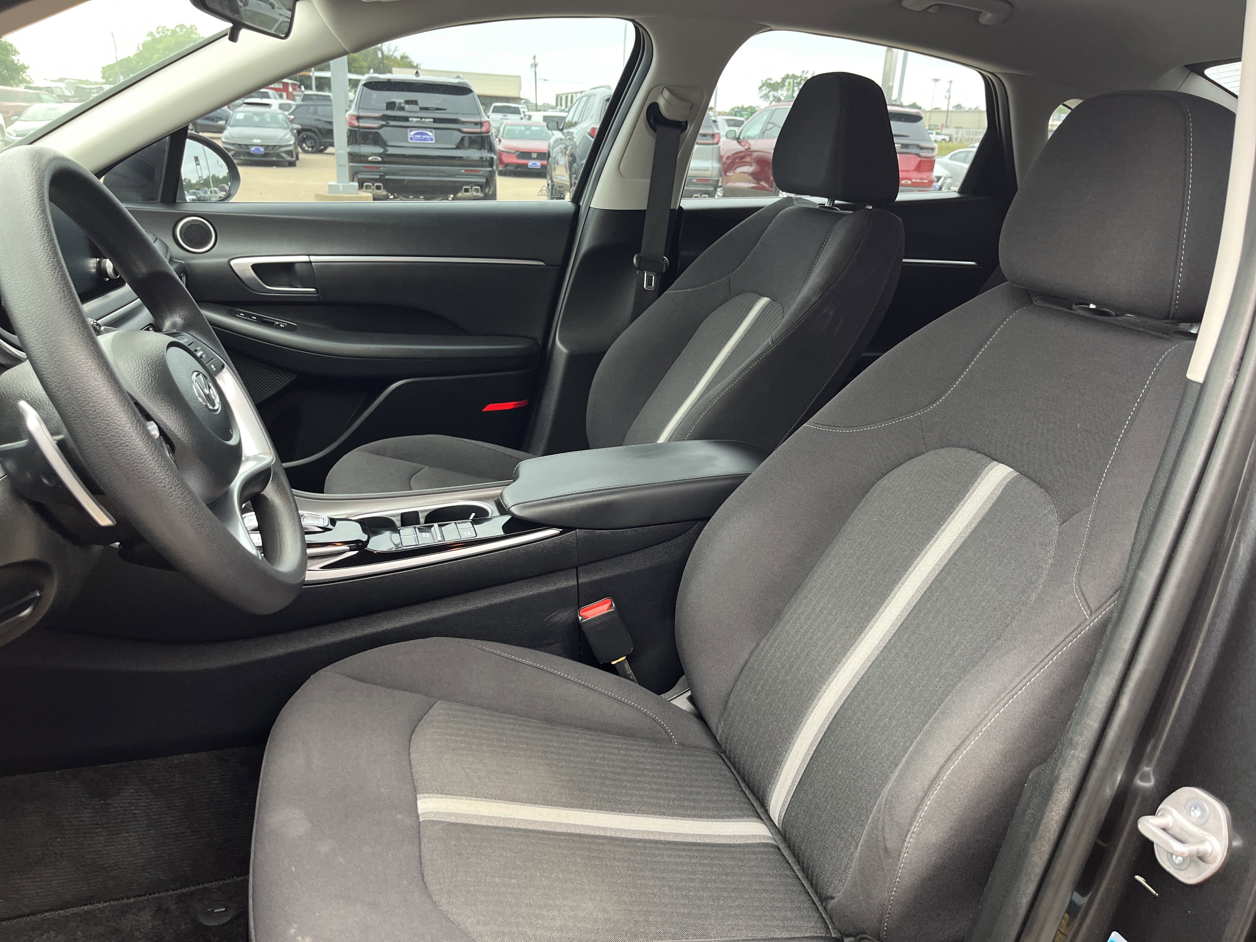 Used 2023 Hyundai Sonata Blue FWD image 9