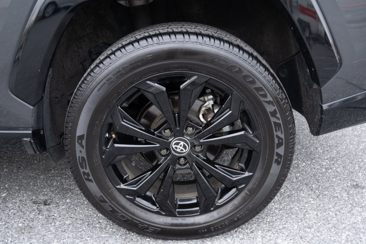 Used 2023 Toyota RAV4 XSE image 39