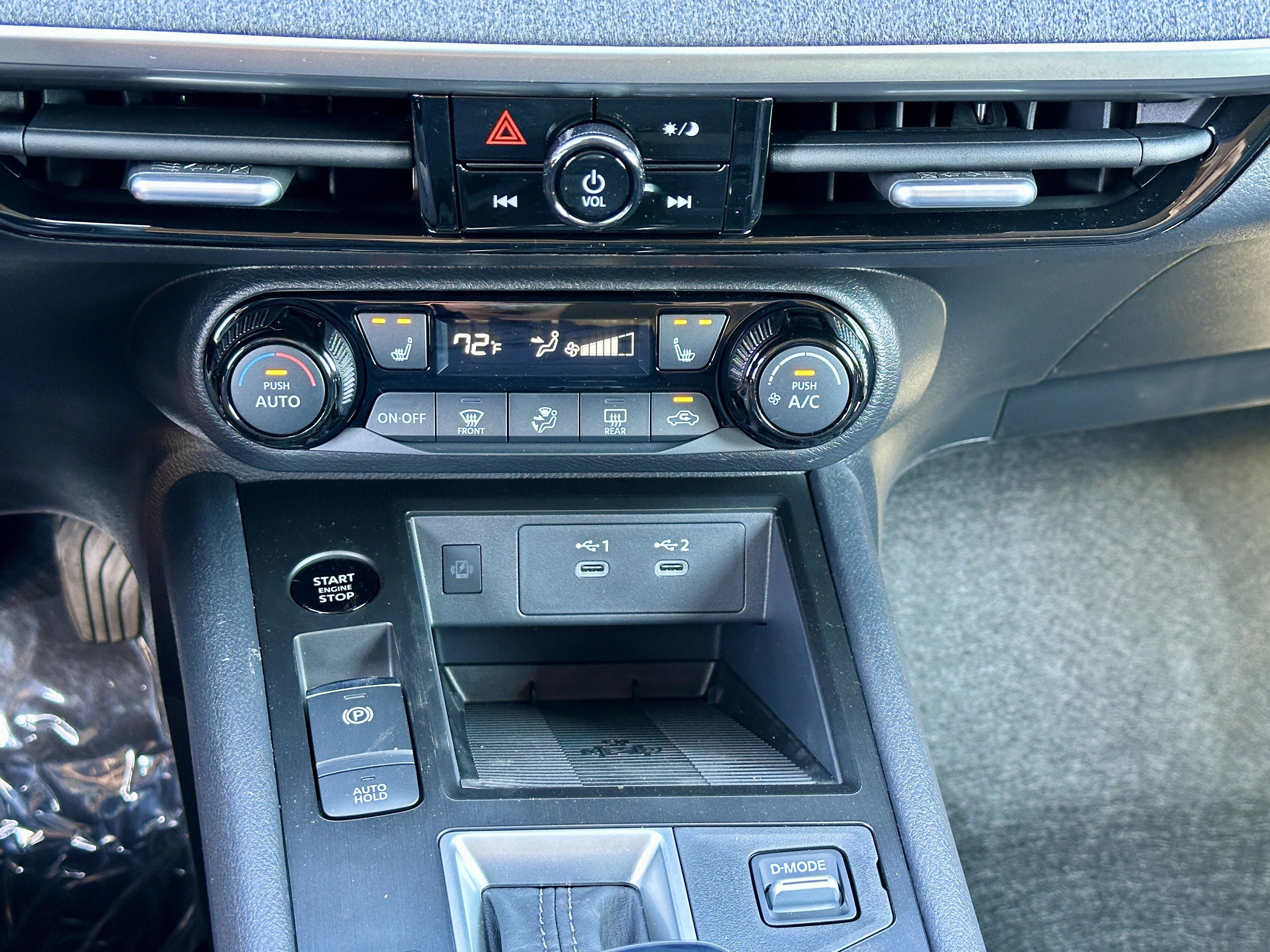 Used 2026 Nissan Kicks SV w/ Charging Package AWD/4WD image 20