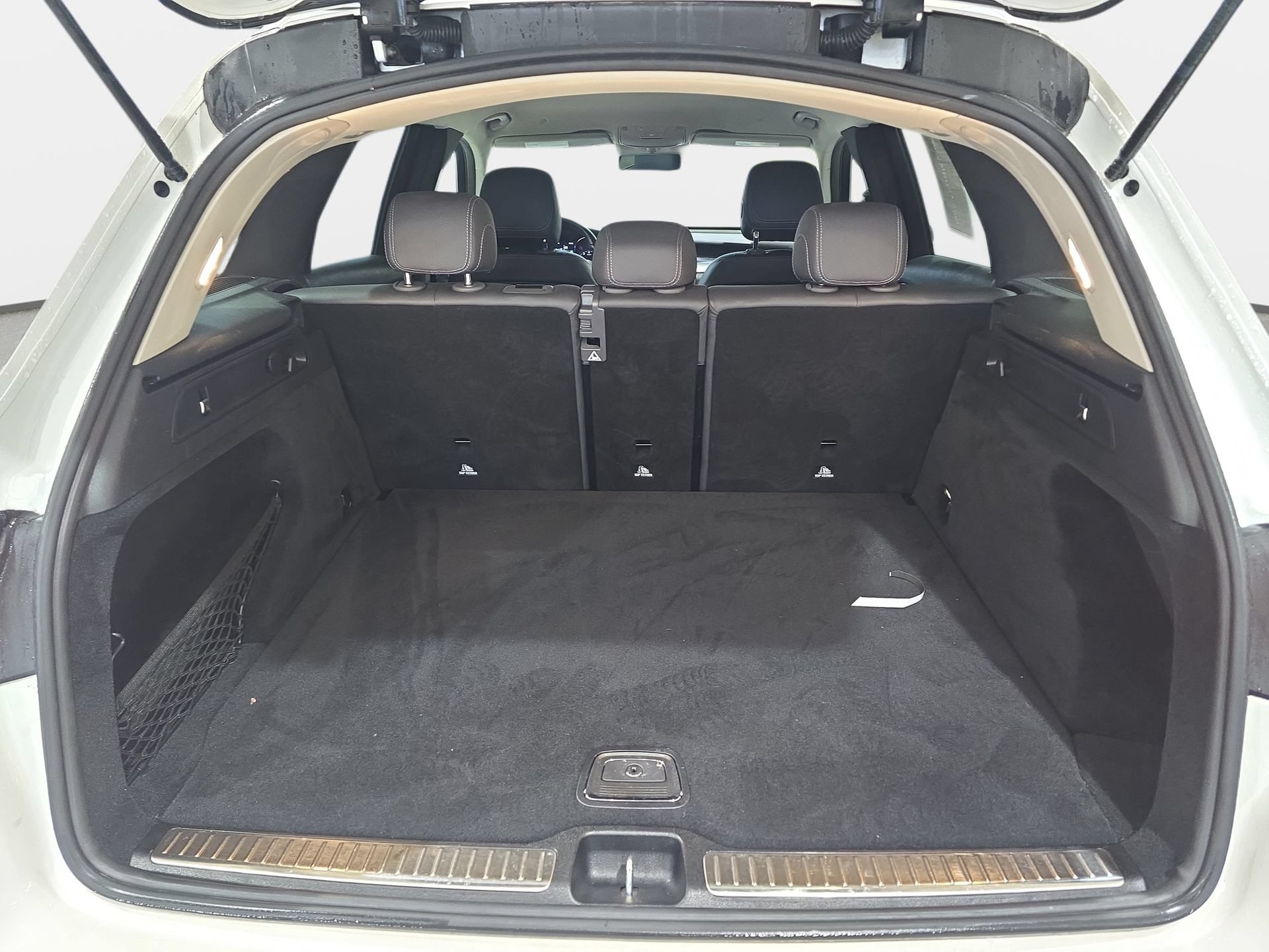Used 2020 Mercedes-Benz GLC 300 4MATIC image 12