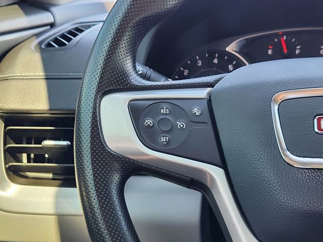 Used 2023 GMC Terrain SLE w/ Driver Convenience Package image 28