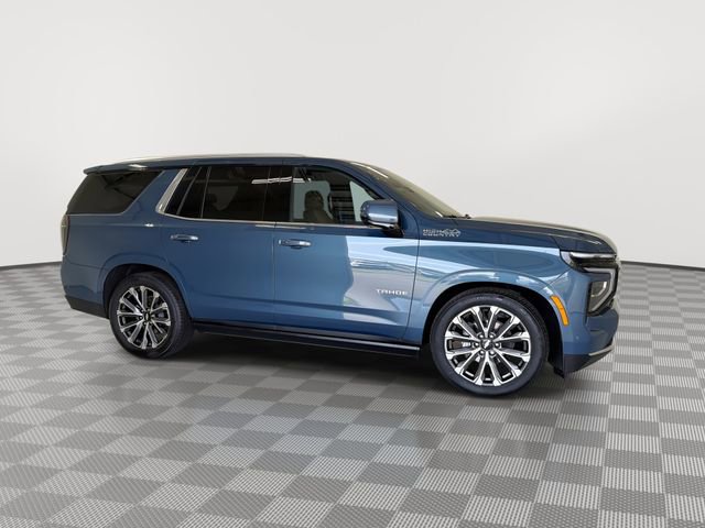 Certified 2025 Chevrolet Tahoe High Country AWD/4WD image 13