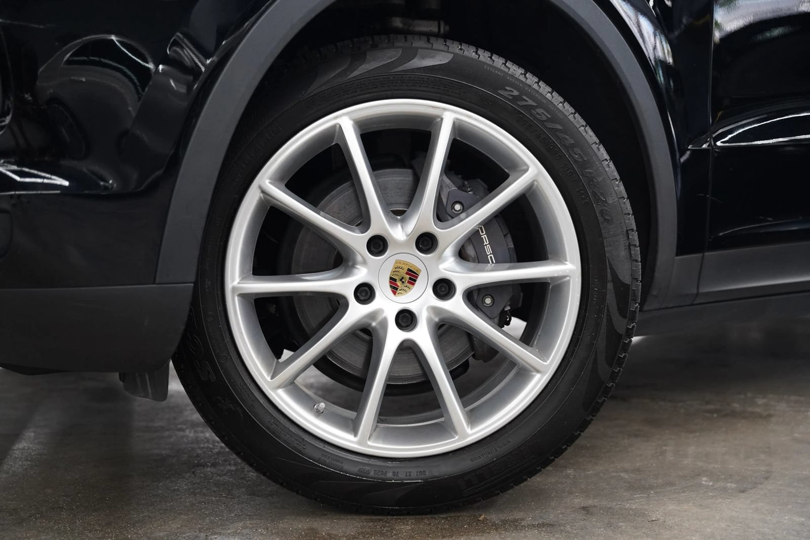 Used 2019 Porsche Cayenne AWD/4WD image 3