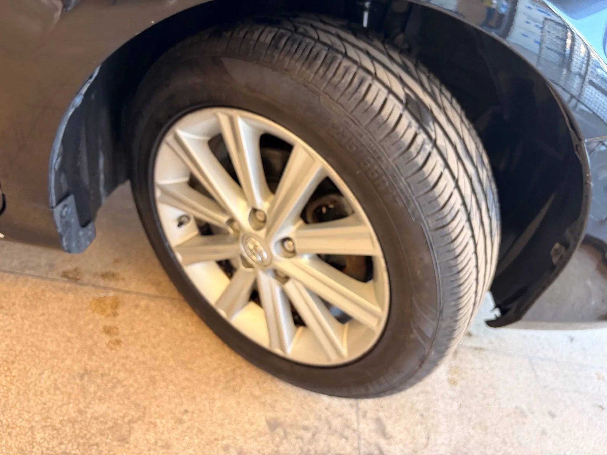 Used 2013 Toyota Camry XLE image 81