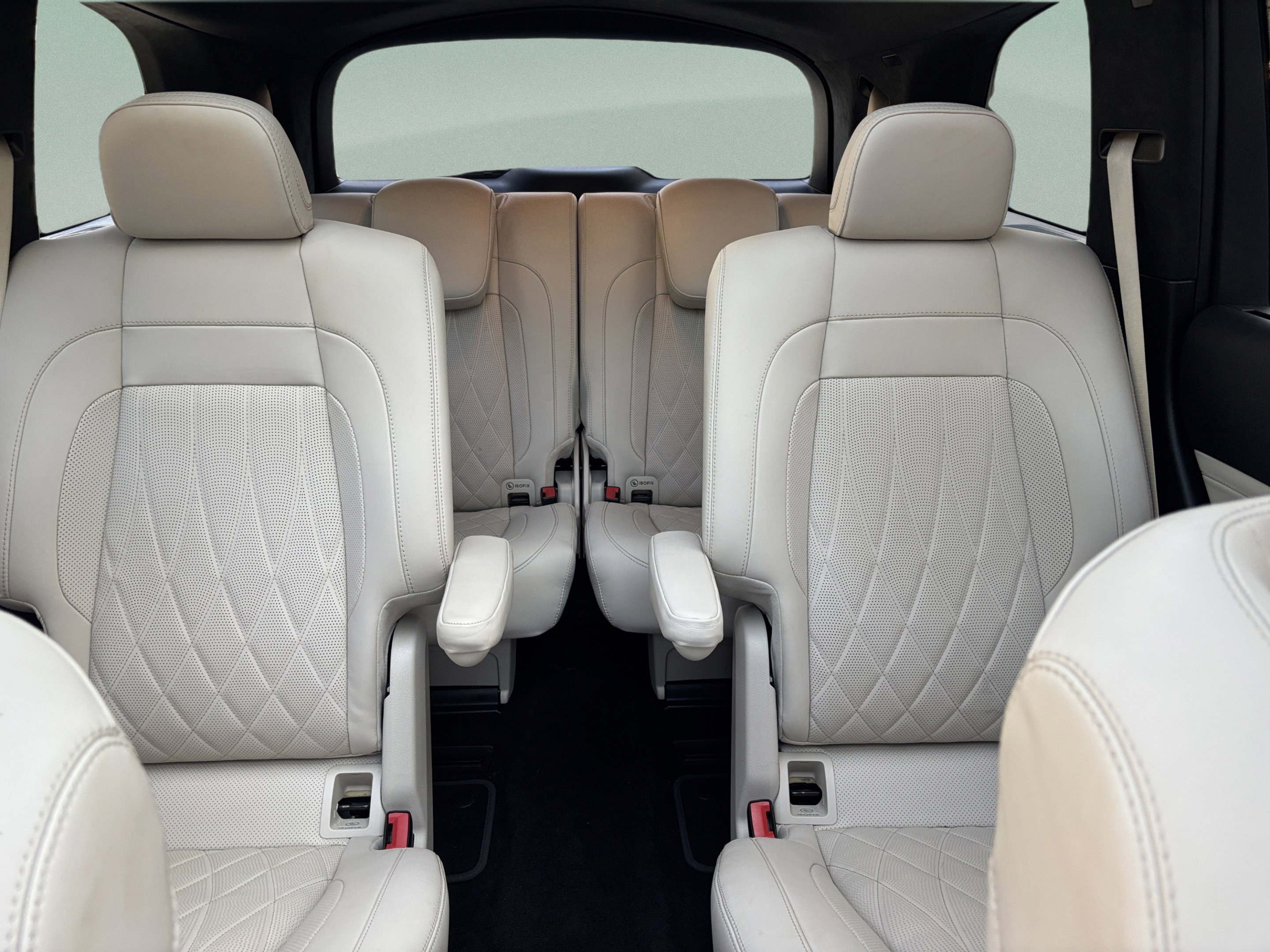 Certified 2023 Mercedes-Benz GLS 63 AMG 4MATIC image 28