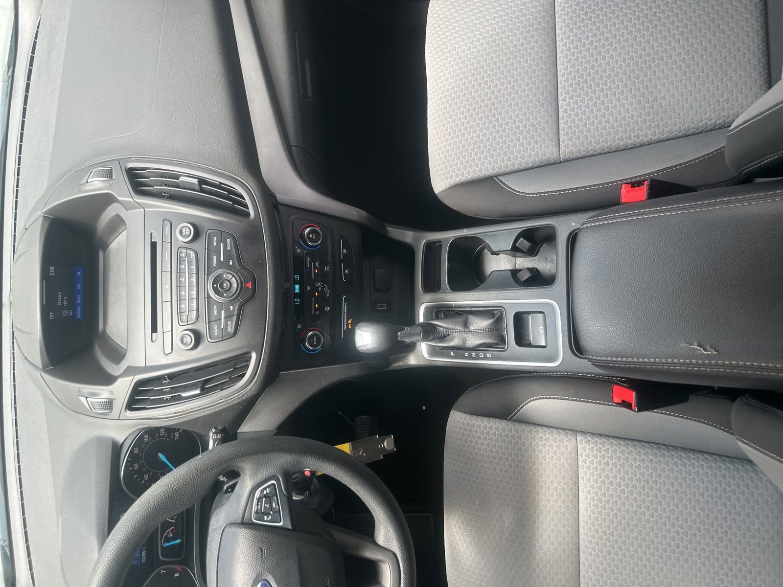 Used 2017 Ford Escape SE FWD image 18