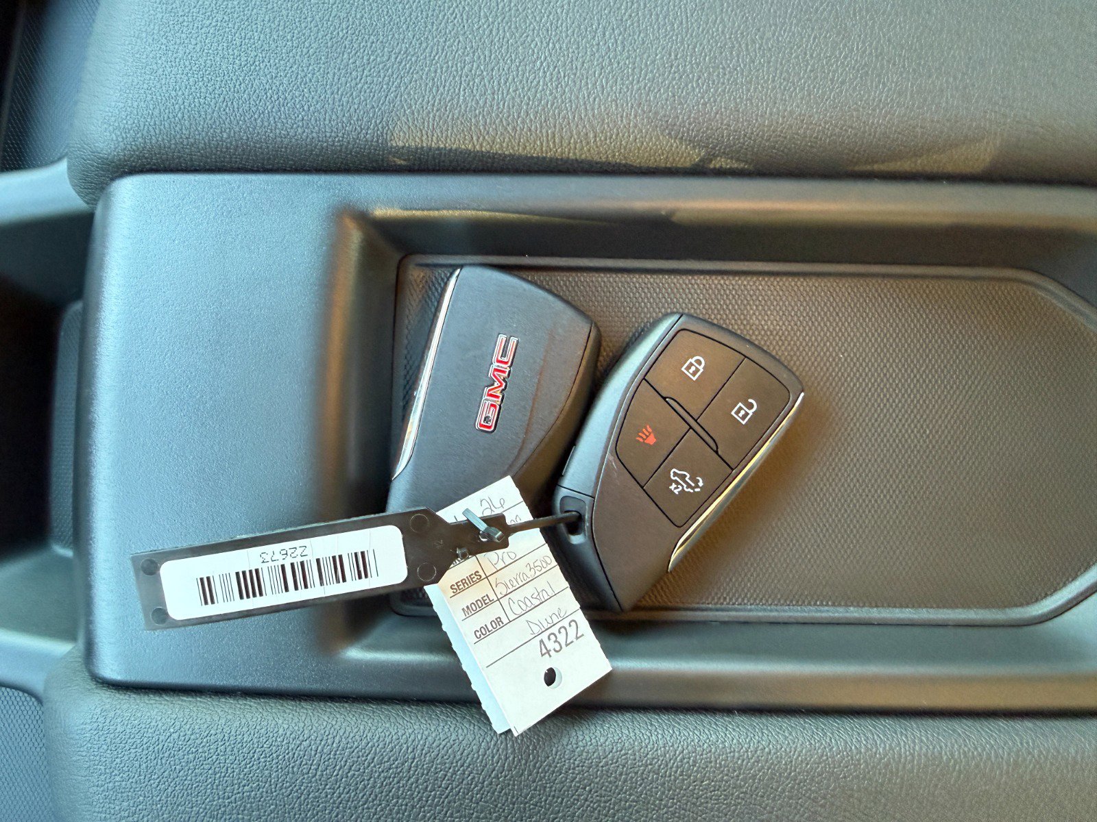 New 2026 GMC Sierra 3500 Pro image 32