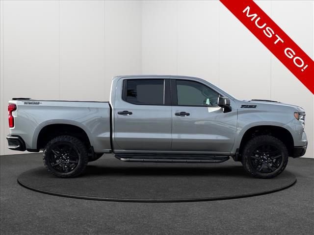 Used 2025 Chevrolet Silverado 1500 LT Trail Boss w/ LT Trail Boss Premium Package image 4