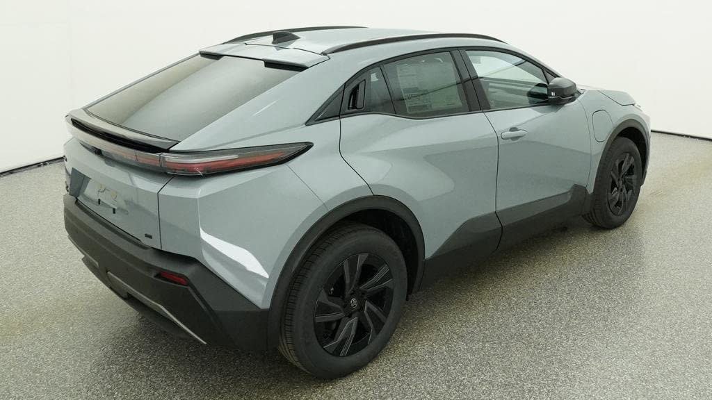 New 2026 Toyota C-HR AWD/4WD image 9
