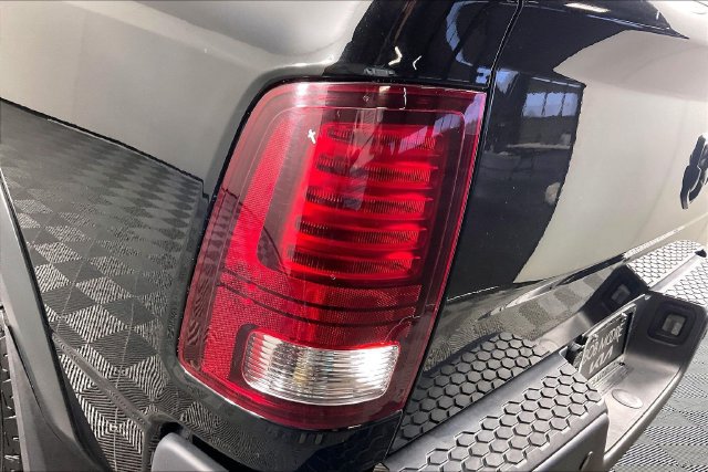 Used 2024 RAM 1500 Warlock RWD image 21