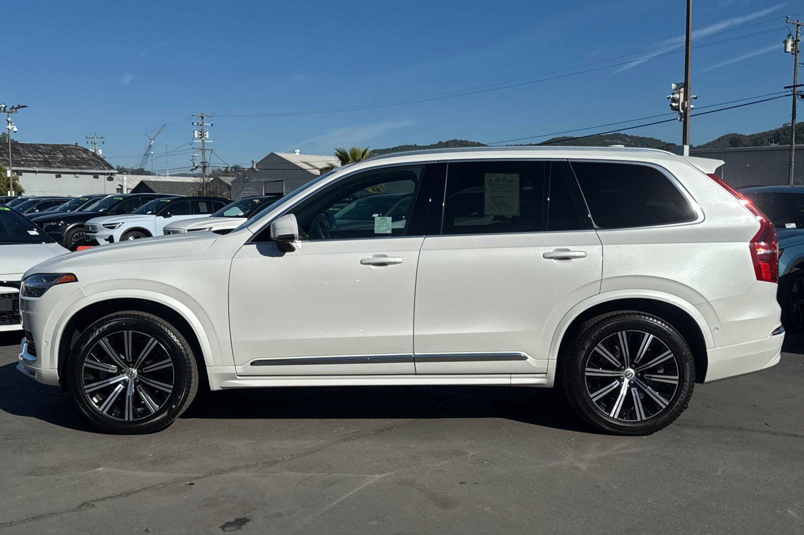 Certified 2024 Volvo XC90 B6 Plus image 6