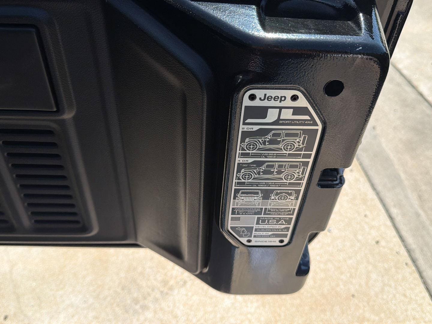 Used 2022 Jeep Wrangler Sport AWD/4WD image 18