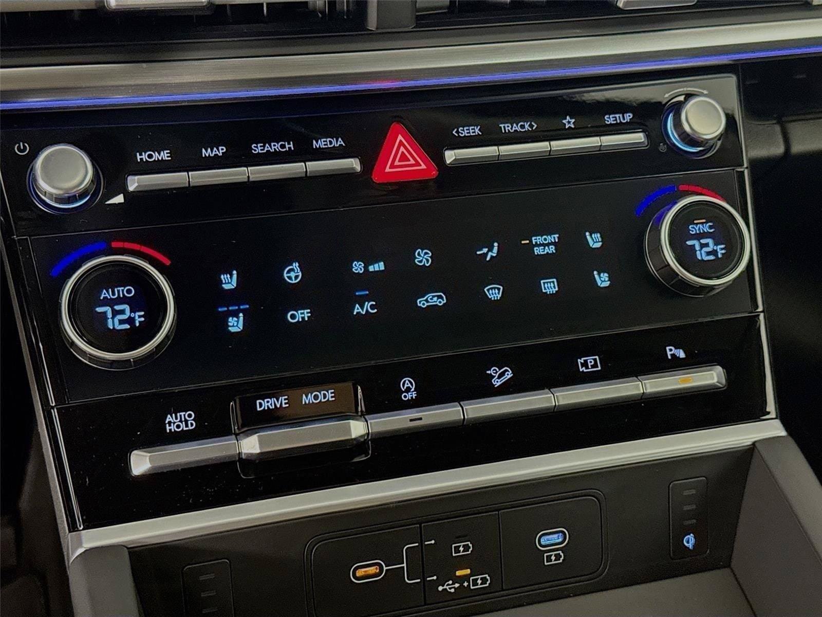 New 2026 Hyundai Santa Fe Limited FWD image 18