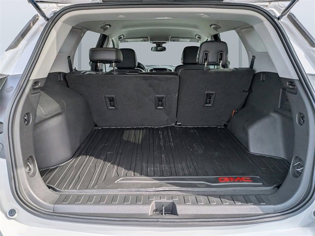 Used 2020 GMC Terrain SLT image 12