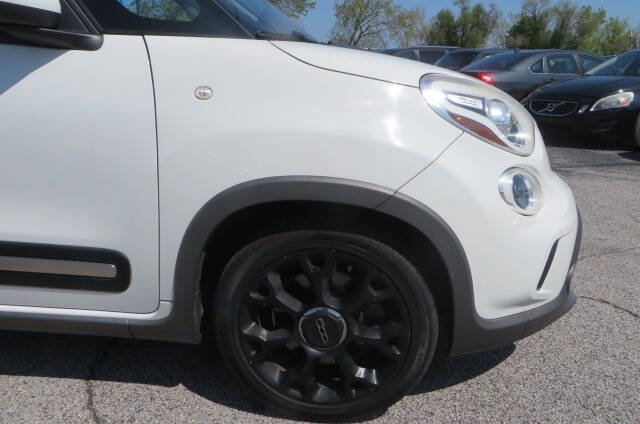 Used 2014 FIAT 500L Trekking w/ Popular Equipment Group FWD image 41