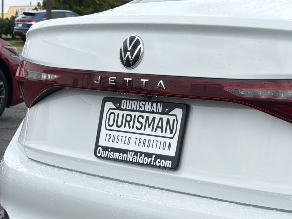 Used 2025 Volkswagen Jetta Sport FWD image 6